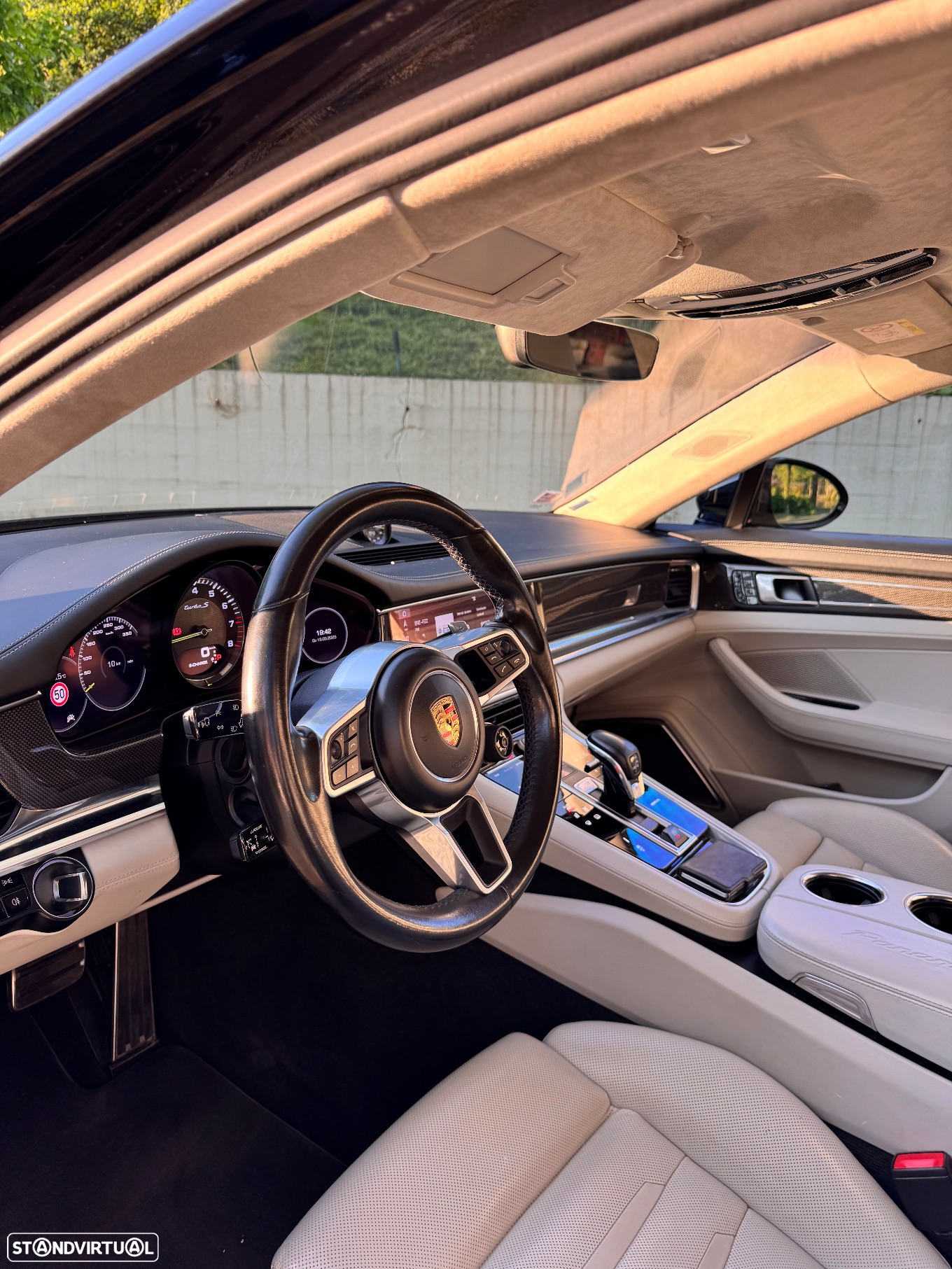 Porsche Panamera Sport Turismo Turbo S E-Hybrid - 13
