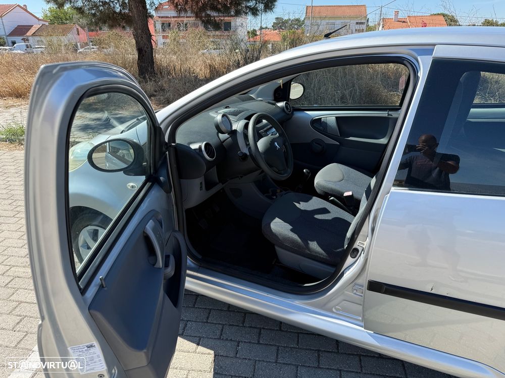 Peugeot 107 - 10
