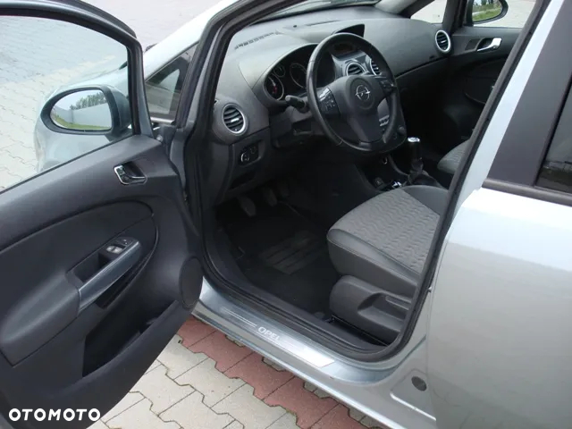 Opel Corsa 1.3 CDTI Cosmo - 9