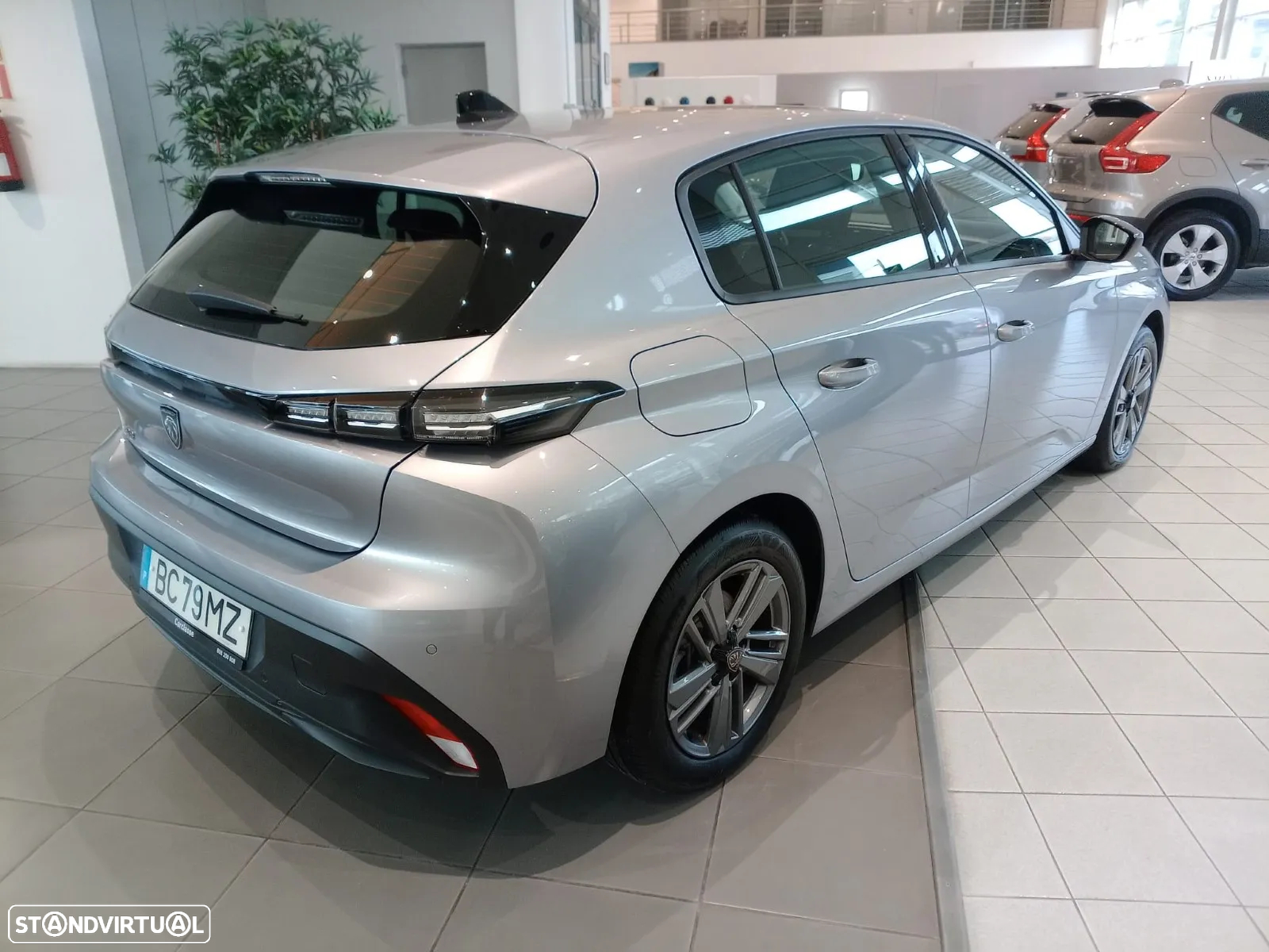 Peugeot 308 1.2 PureTech Active Pack - 11