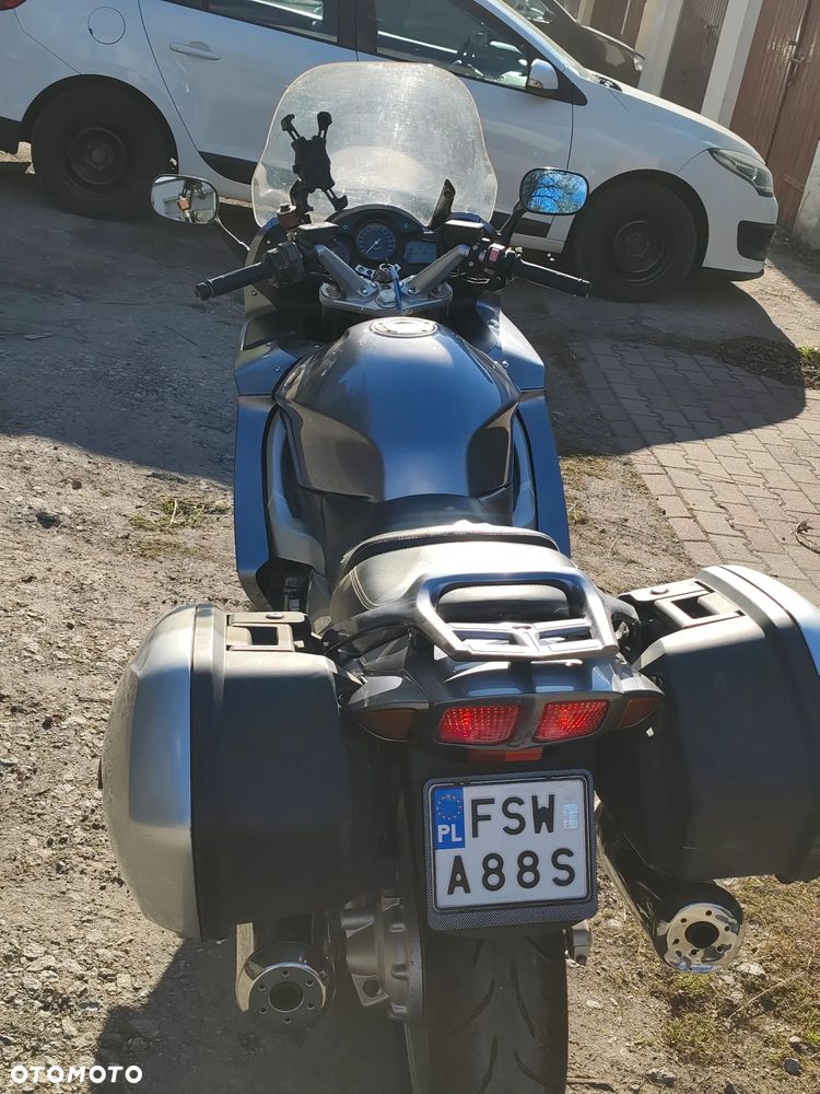 Yamaha FJR - 10