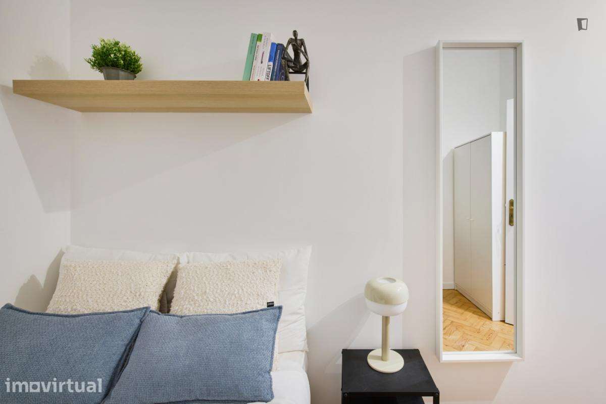 Quarto - localizado em Entrecampos Lisbon - Grande imagem: 5/38