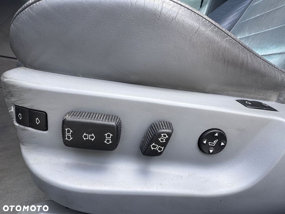 BMW Seria 7 - 19