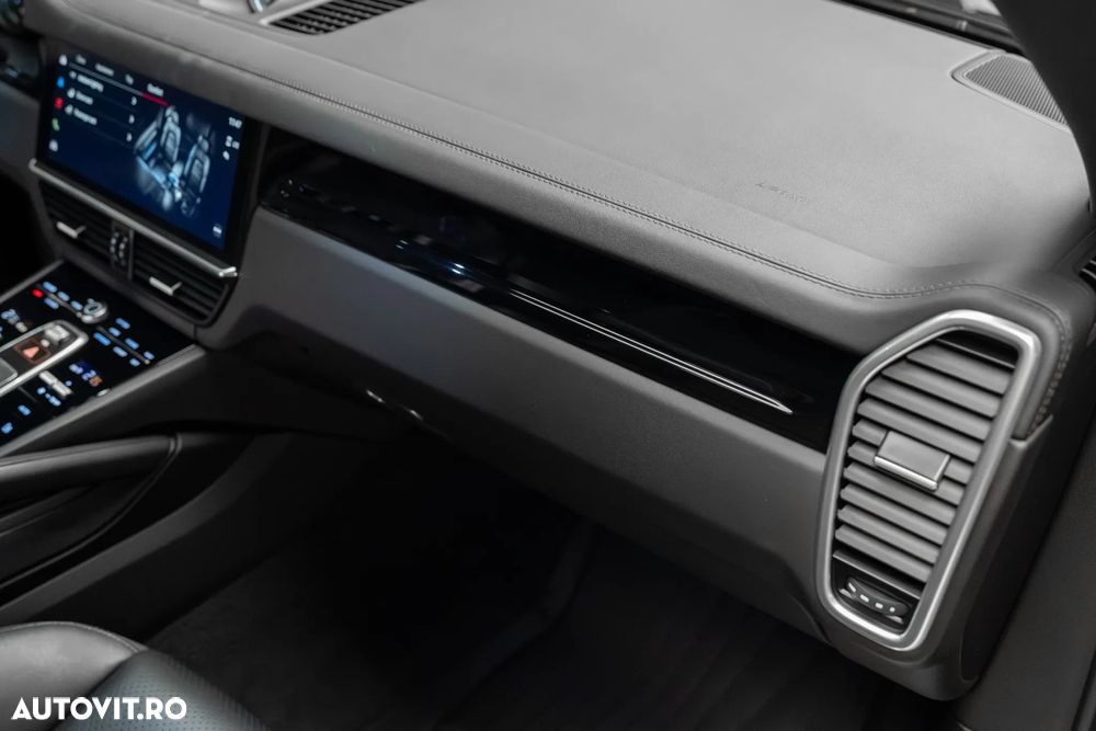Porsche Cayenne E-Hybrid - 34
