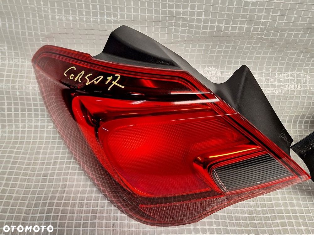 lampa tyl tylna lewa opel corsa e 5d 2014- 2019 39068622 europa demontaz - 3
