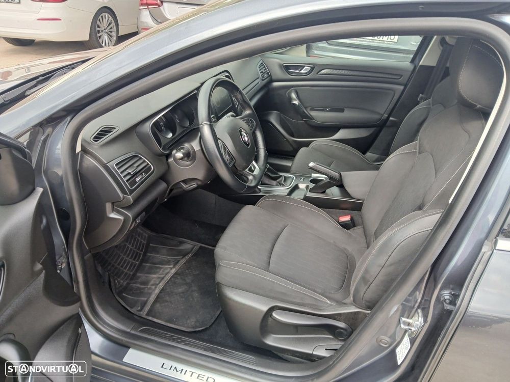 Renault Mégane 1.5 Blue dCi Limited - 17