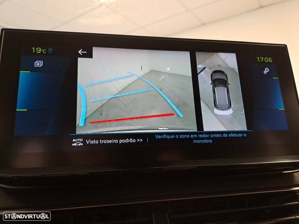 Peugeot 3008 1.6 Hybrid4 GT Pack e-EAT8 - 25