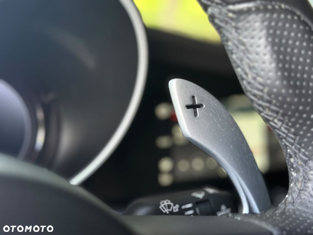 Alfa Romeo Giulia 2.0 Turbo Veloce Q4 - 17