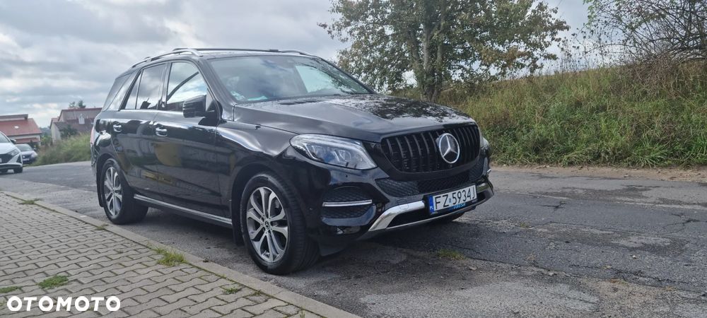 Mercedes-Benz GLE 350 d 4-Matic - 2