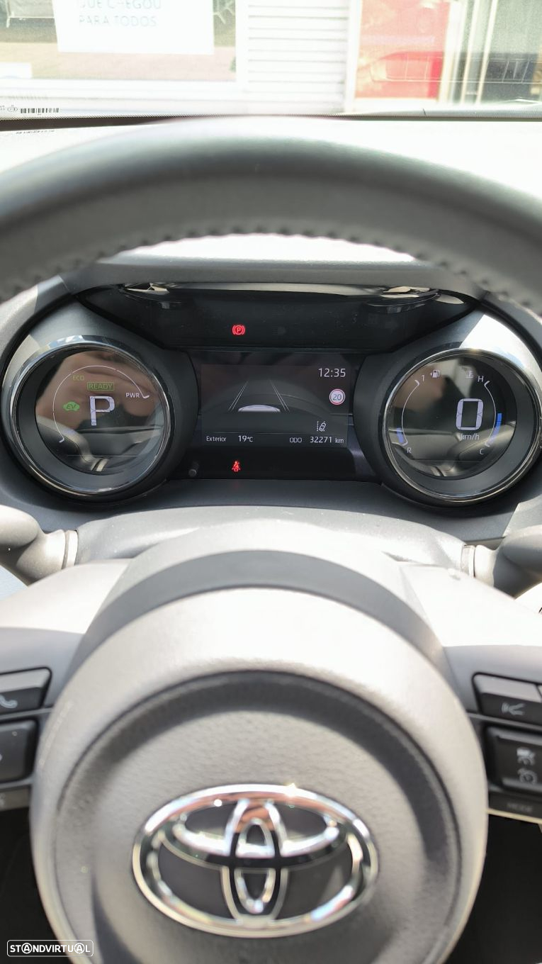 Toyota Yaris - 8