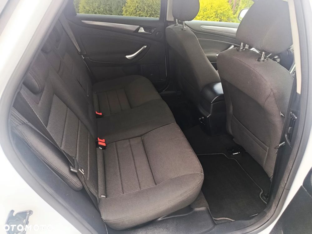 Ford Mondeo 2.0 TDCi Titanium - 20