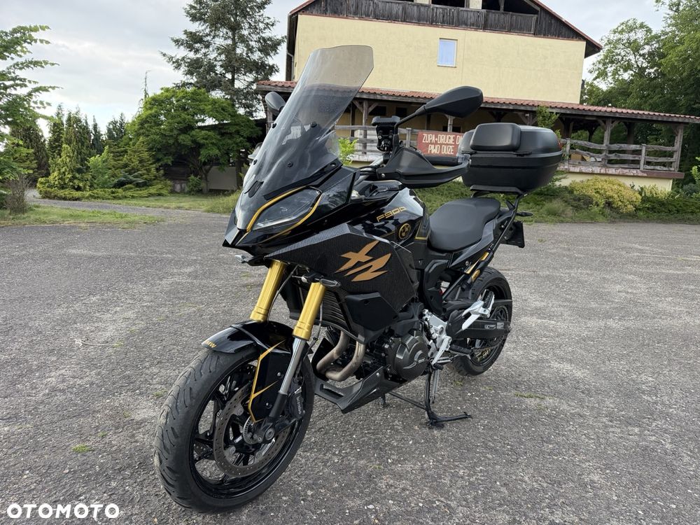 BMW XR - 3