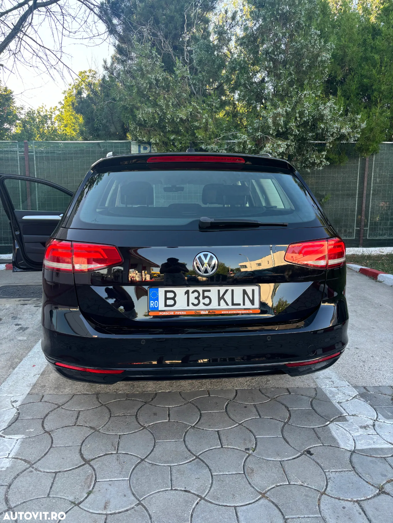 Volkswagen Passat 2.0 TDI DSG Comfortline - 4