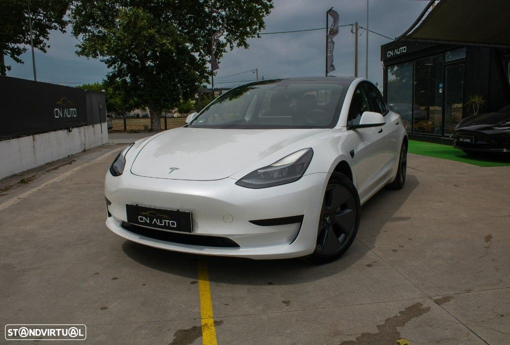 Tesla Model 3 Standard Range Plus RWD - 2