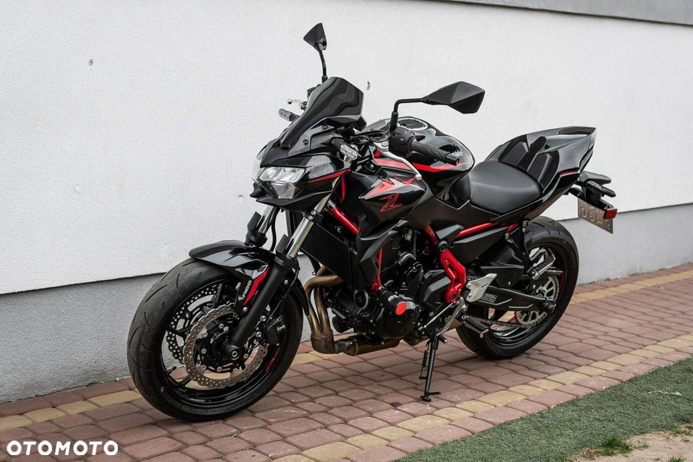 Kawasaki Z 650 - 6
