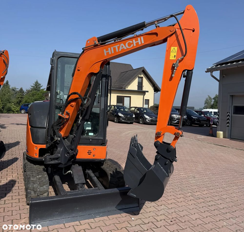 Hitachi ZX33U ZAXIS - 3