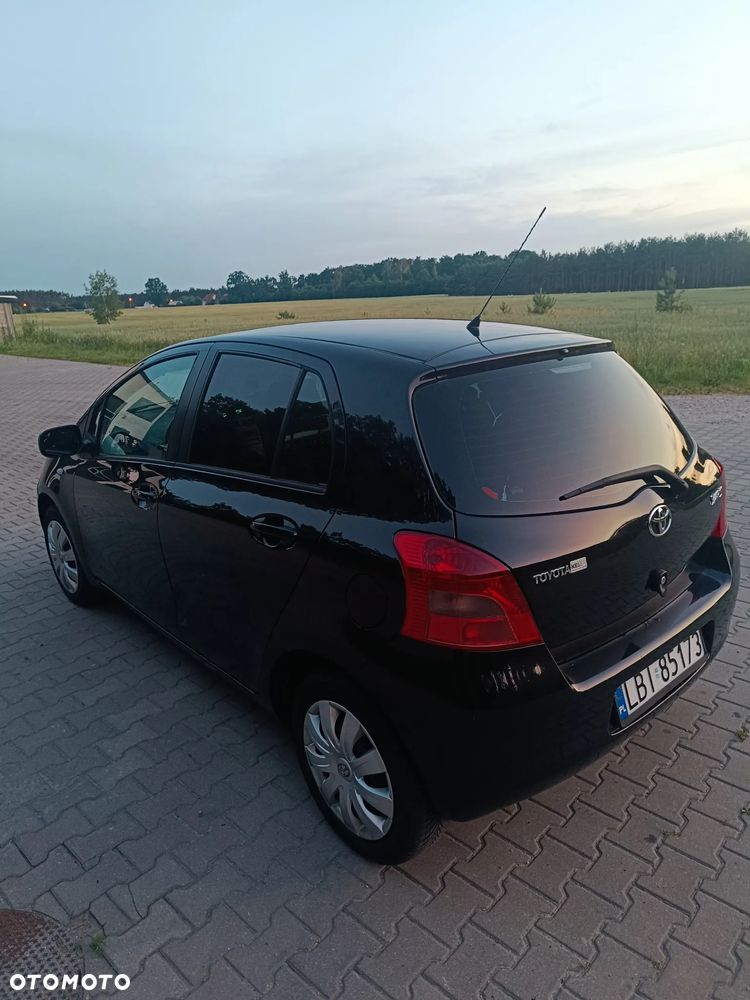 Toyota Yaris 1.3 Sol - 7