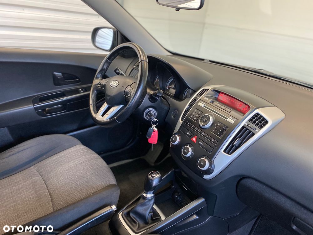 Kia Ceed 1.4 Comfort + - 10