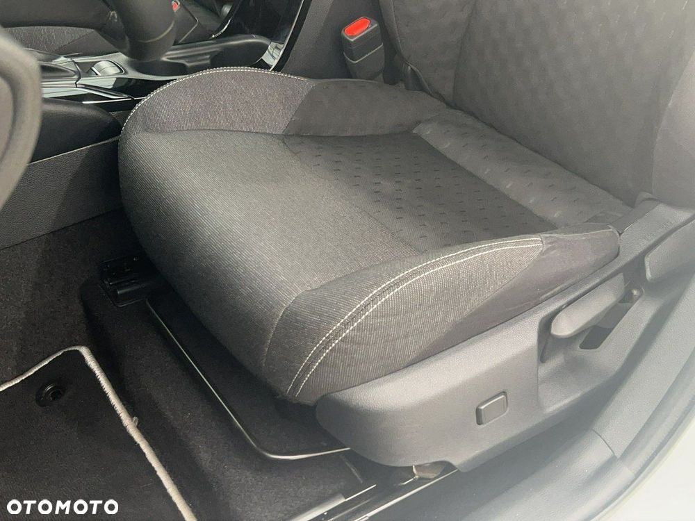 Toyota Corolla - 17