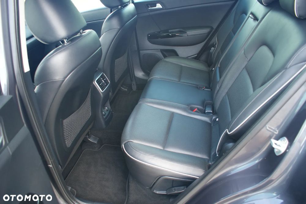 Kia Sportage 1.6 GDI 2WD SPIRIT - 17