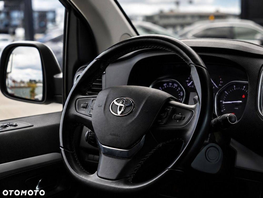Toyota Proace Verso 2.0 D4-D Long VIP - 26
