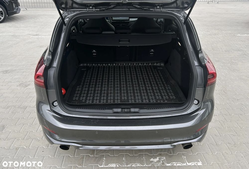 Ford Focus 2.3 EcoBoost ST X - 20