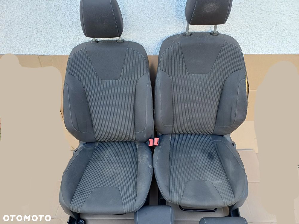 Ford focus mk3 Fotele kanapa kombi - 3