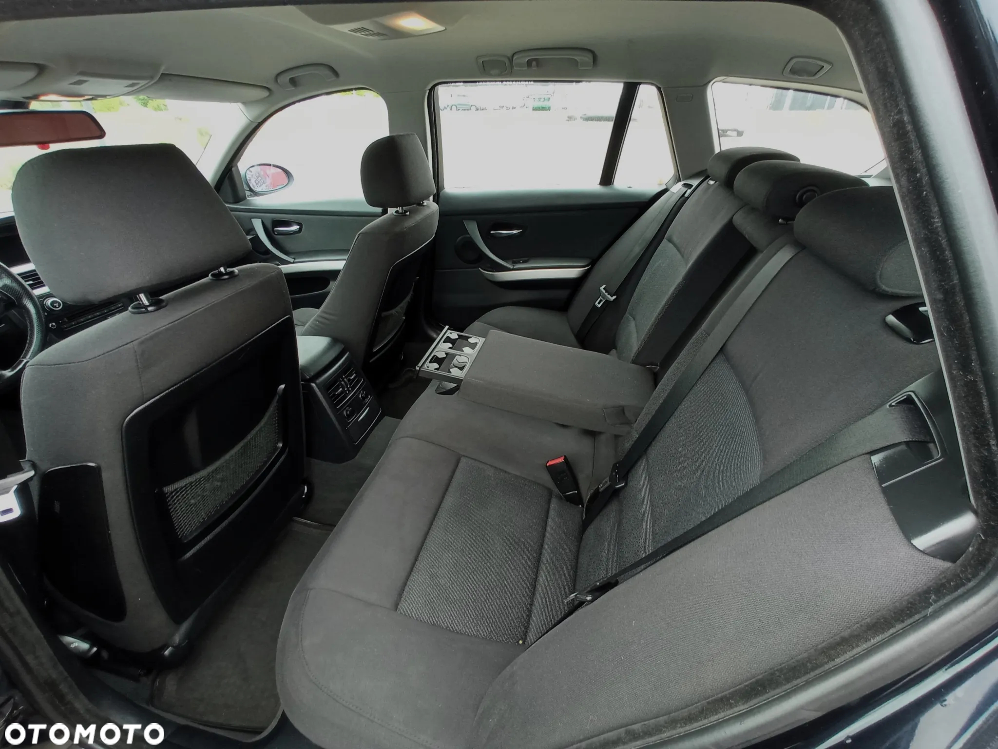 BMW Seria 3 318i Touring Edition Exclusive - 20