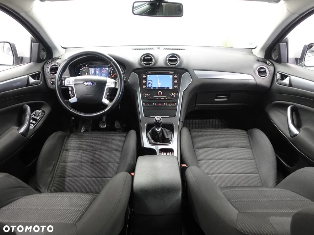 Ford Mondeo 2.0 TDCi Business Edition - 28