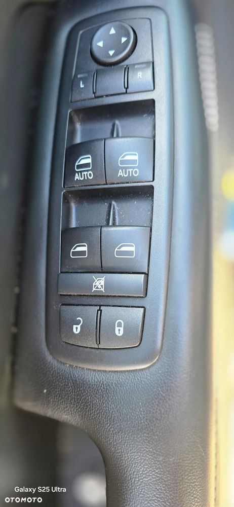 Jeep Grand Cherokee - 10