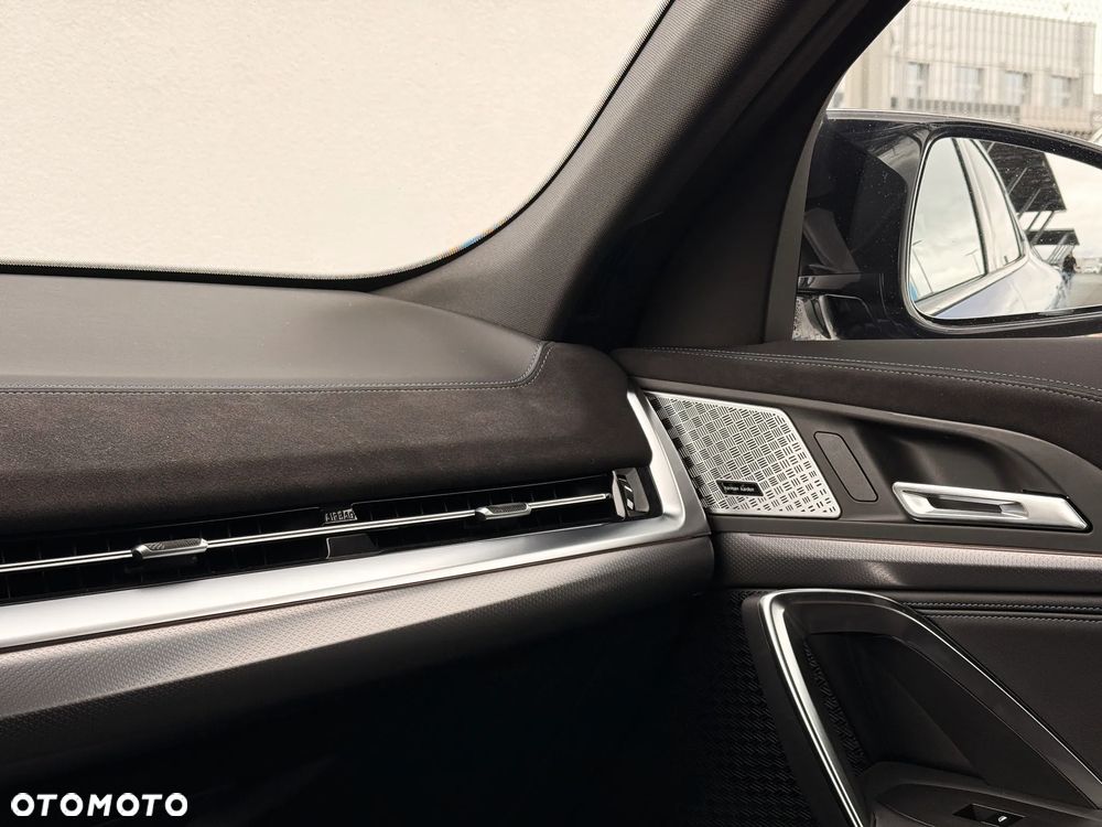 BMW X2 - 18