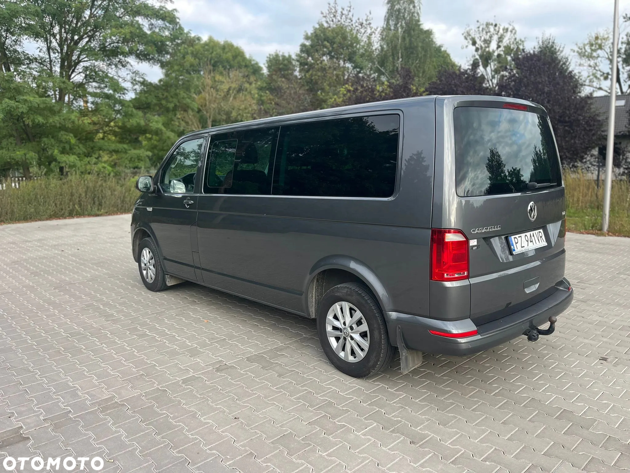 Volkswagen Caravelle 2.0 TDI L2 Comfortline - 3