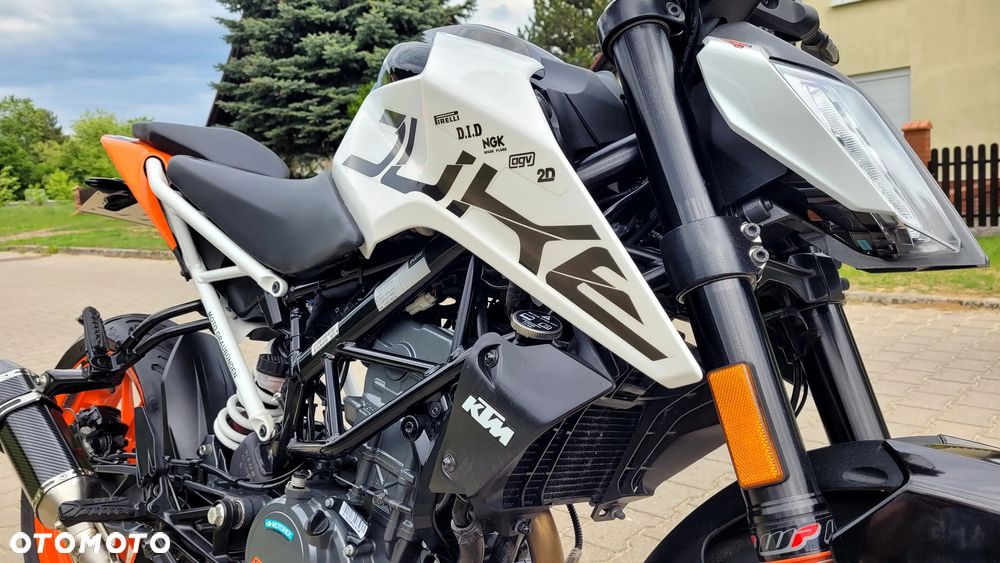 KTM Duke 125 - 16