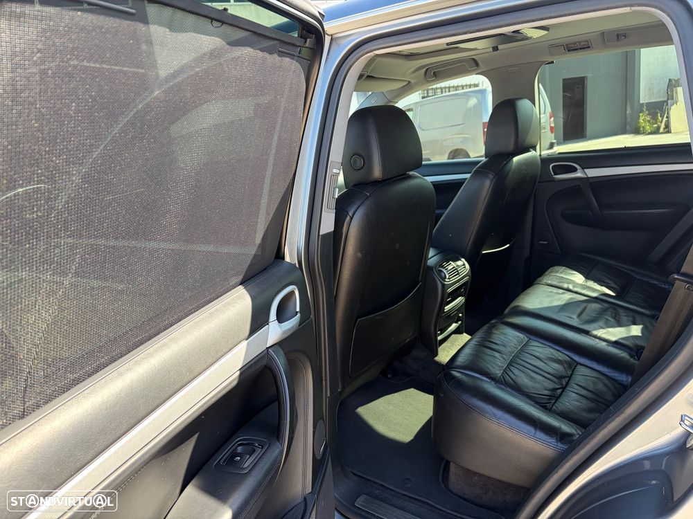 Porsche Cayenne S Tiptronic - 12