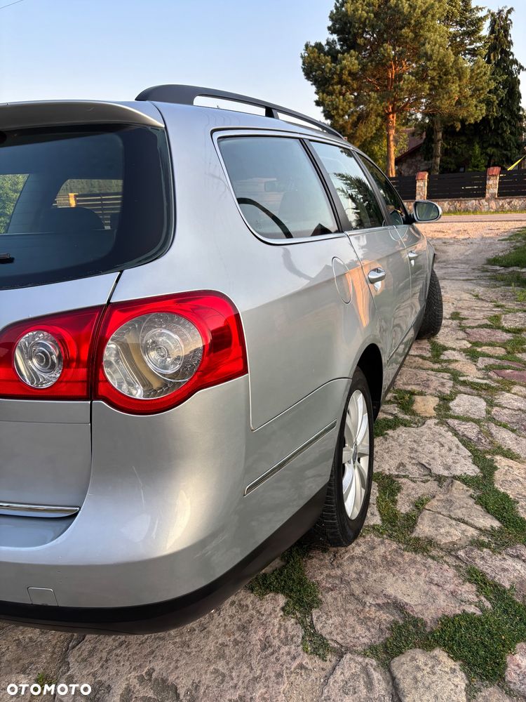 Volkswagen Passat 2.0 FSI Comfortline - 9