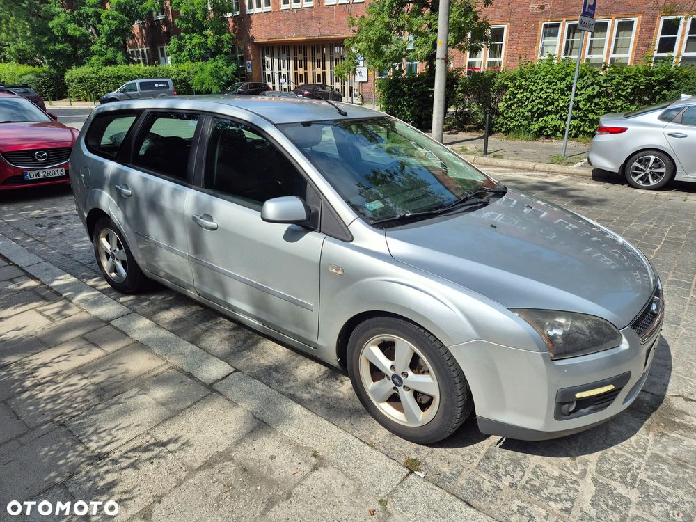 Ford Focus 1.6 TDCi DPF Ambiente - 1