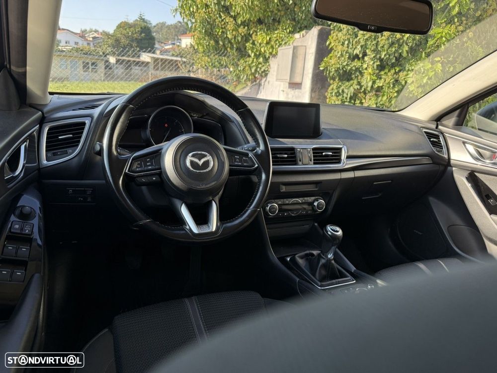 Mazda 3 1.5 Sky-D Excellence Navi - 9