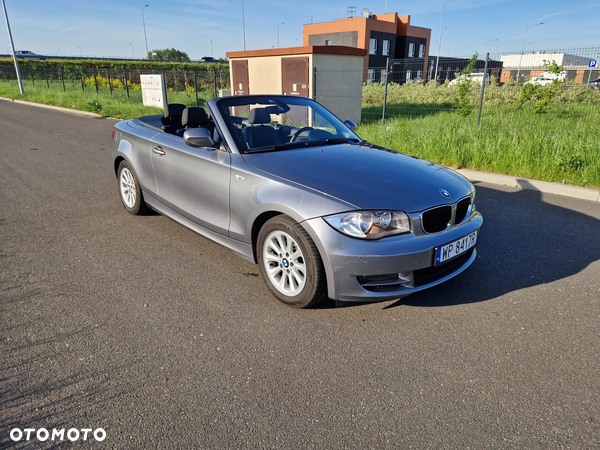 BMW Seria 1 118d DPF Edition Sport