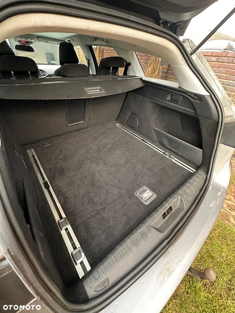 Peugeot 308 1.6 BlueHDi Active S&S - 9