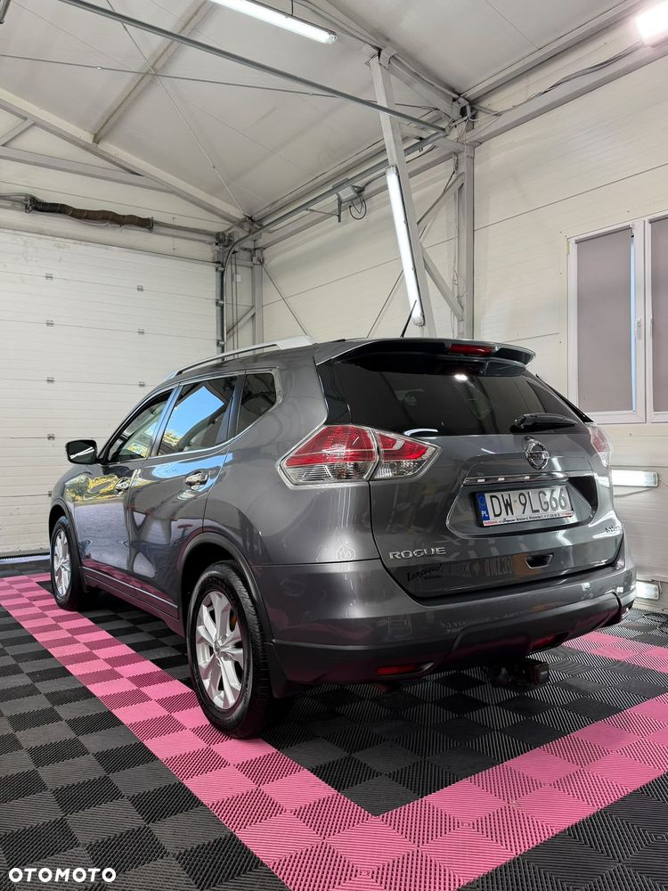 Nissan Rogue - 15