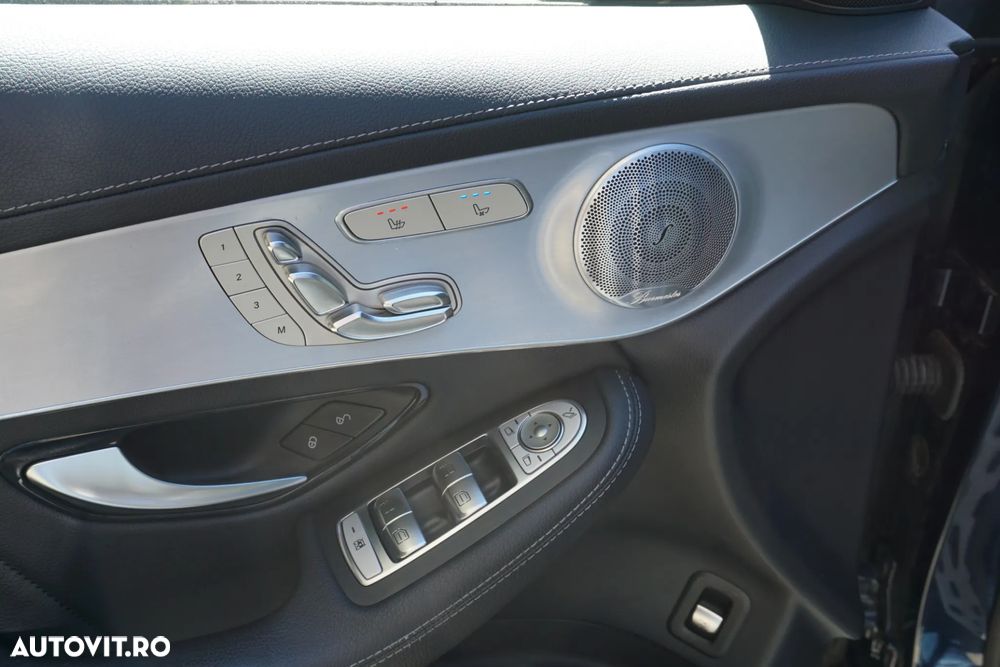 Mercedes-Benz GLC Coupe 250 4Matic 9G-TRONIC AMG Line - 10