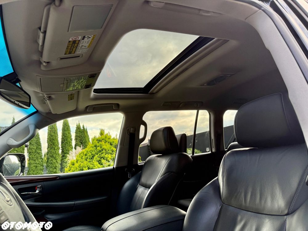 Lexus LX - 14