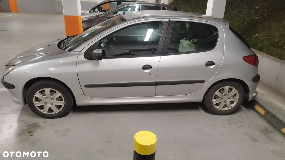 Peugeot 206 - 6