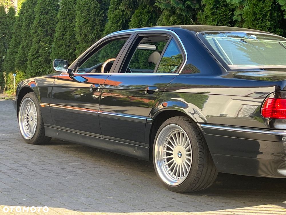 BMW Seria 7 - 7