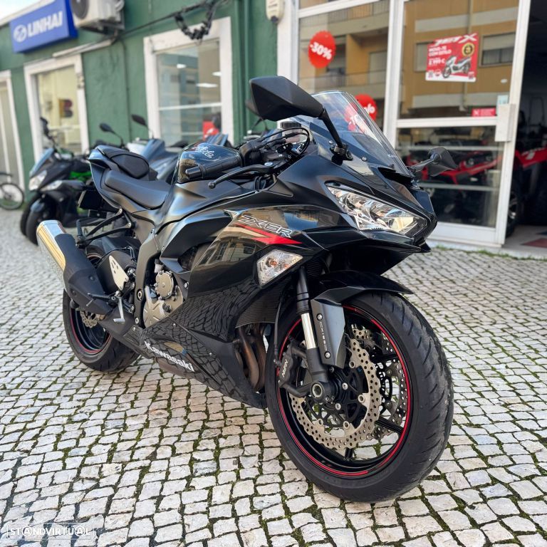 Kawasaki ZXR 600 - 7