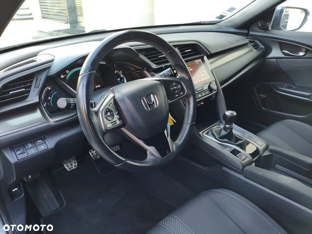 Honda Civic 1.0 i-VTEC Turbo Executive Premium - 11