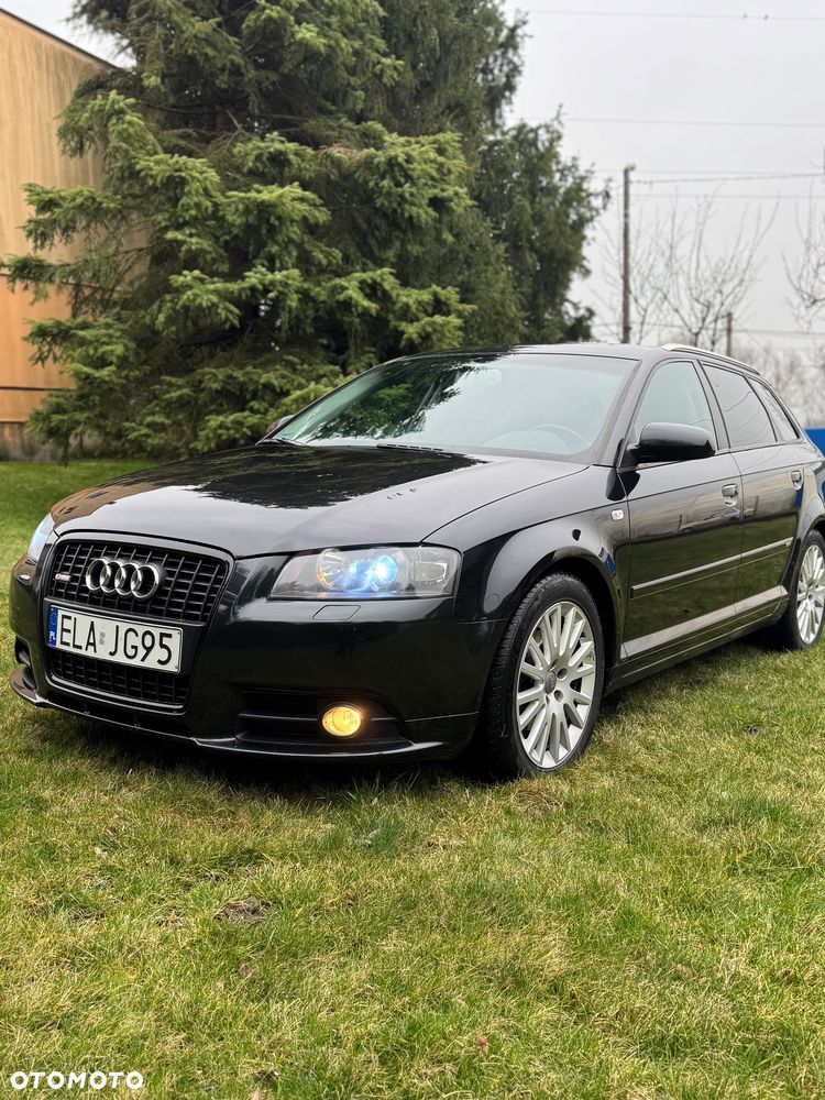 Audi A3 Sportback 2.0 TDI S line Sportpaket plus - 1