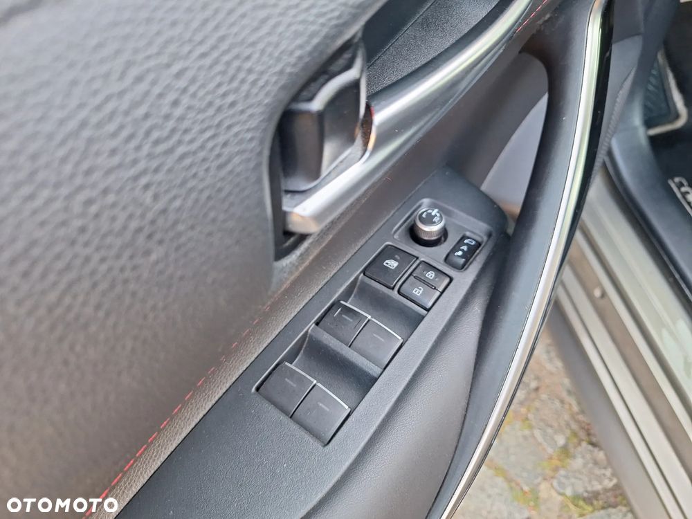 Toyota Corolla 2.0 Hybrid Executive - 8