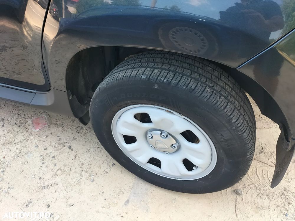 Dacia Duster 1.6 4x2 Laureate - 6