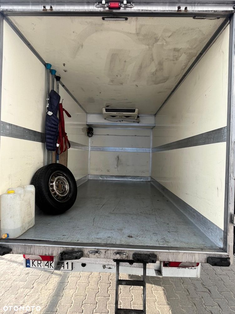 Mercedes-Benz SPRINTER - 11